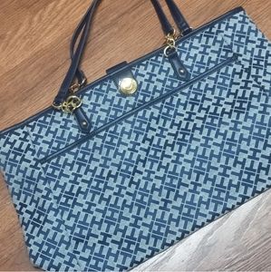 NWOT Tommy Hilfiger Tote Canvas Navy Pocketed Snap Closure Shoulder Bag Purse